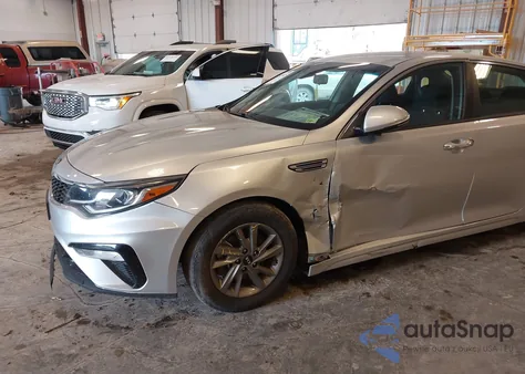 2020 Kia Optima Lx z USA, uszkodzony, nr VIN 5XXGT4L32LG424821